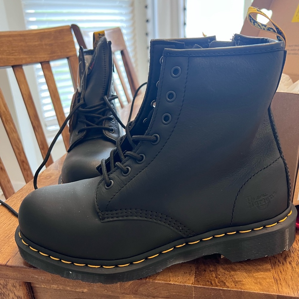 Dr. Martens boots women’s size 9